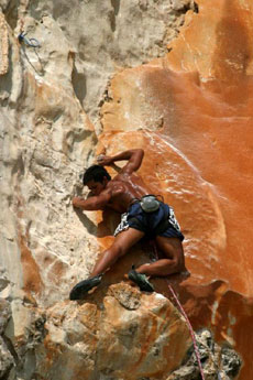 Rock climbing Thailand, bouldering, Lao Liang